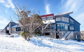 Snowy Gums Smiggins